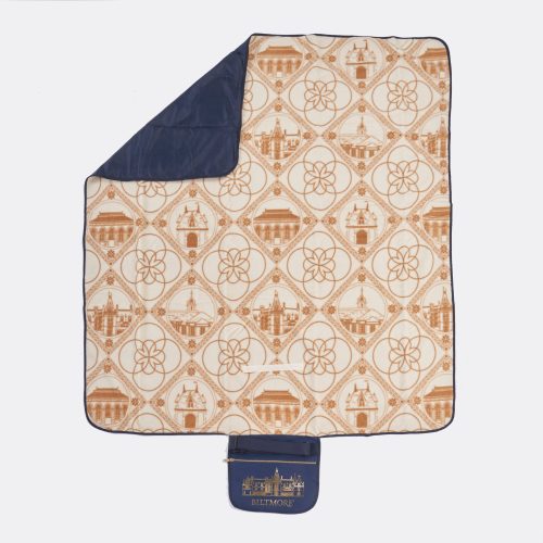 Biltmore ClassicFleecePicnicBlanket 2